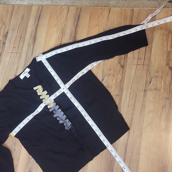 ONE7SIX Black Netted Ruffle Front 3/4 Sleeve Snap Closure Cardigan - Picture 10 of 12